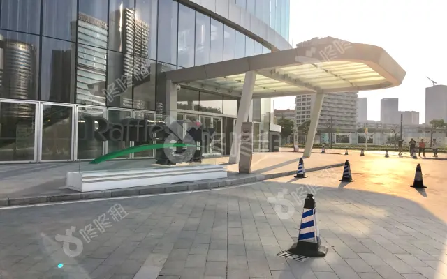 来福士广场_出租/租金_楼盘外观图