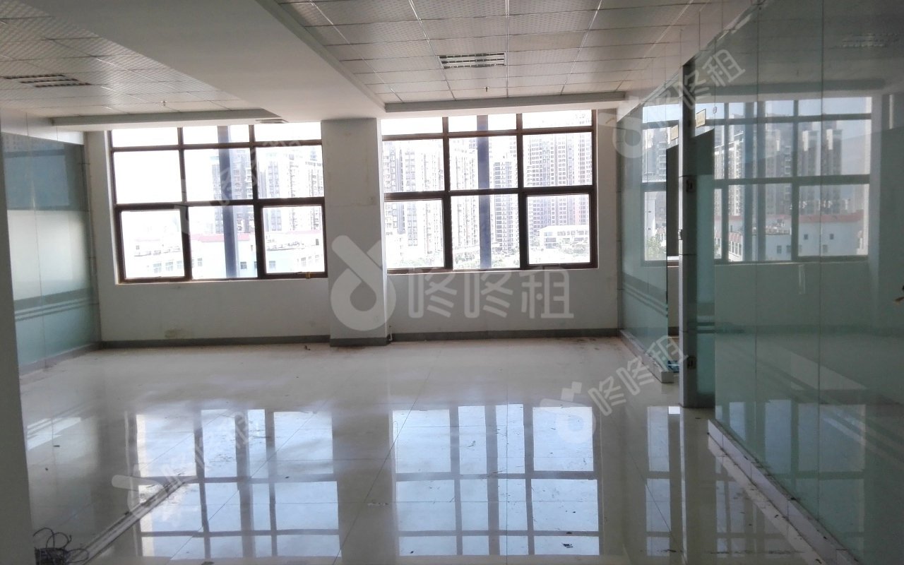 港之龙商务中心_220平_精装_未分类