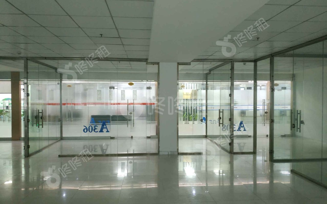 港之龙商务中心_440平_简装_未分类