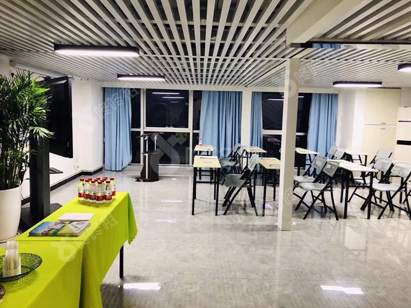 卫东龙商务大厦_168平_精装_未分类