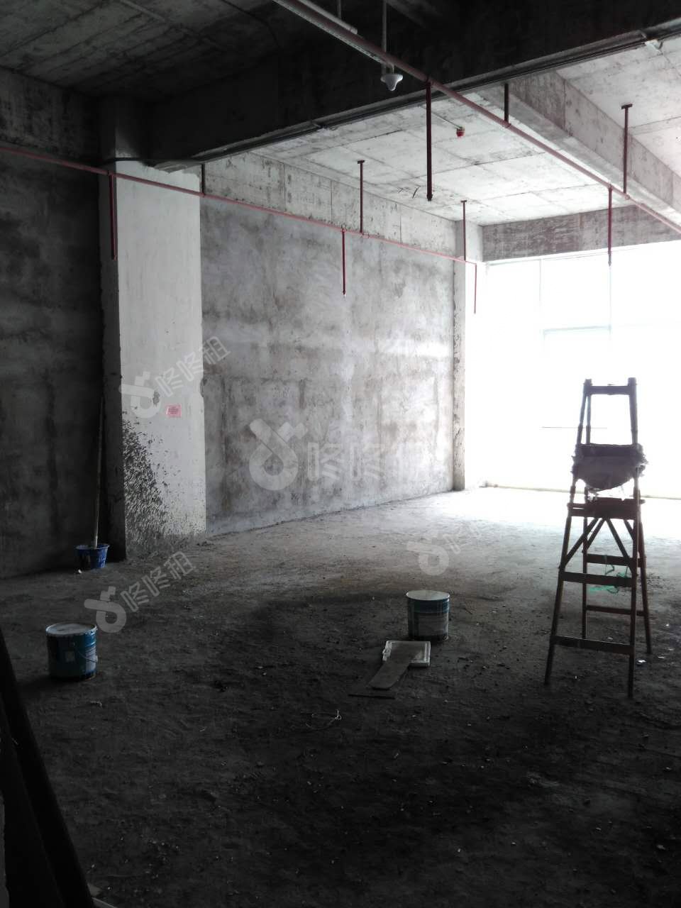 卫东龙商务大厦_253平_毛坯_未分类