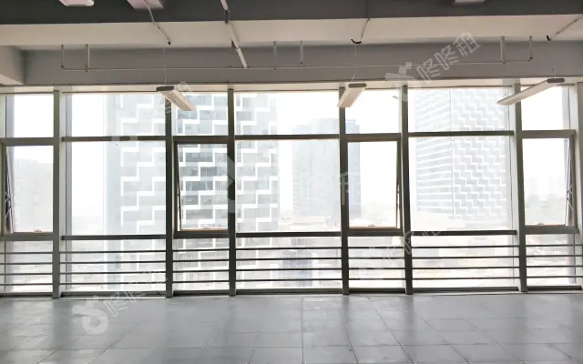 星河WORLD_121平米_简装_办公室房源出租