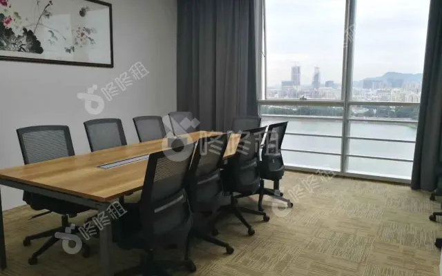星河WORLD_780平米_豪装_办公室房源出租