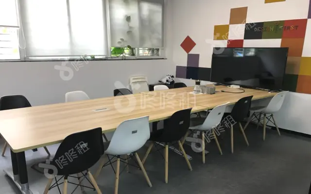 优客工场(中兴工业城)_独立8人间_办公室图片