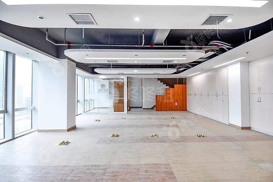 大中华国际金融中心_176平_精装_未分类