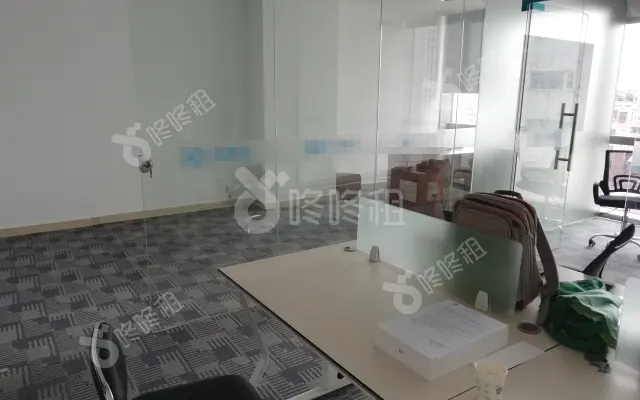 大中华国际金融中心_208平_精装_办公室房源出租