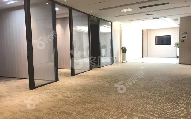 华安保险总部大厦_300平_精装_办公室房源出租