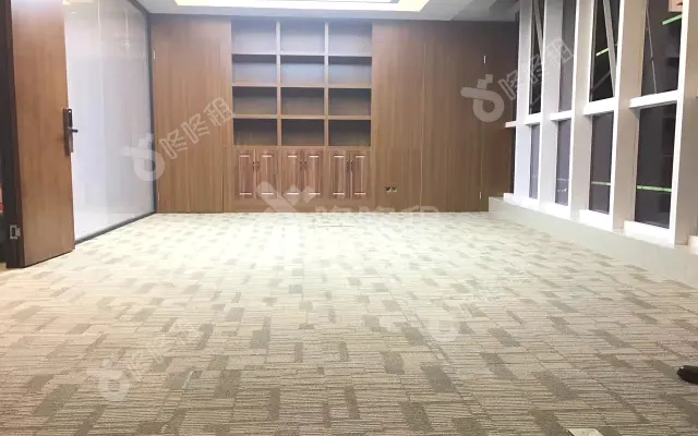 华安保险总部大厦_1689平_精装_办公室房源出租