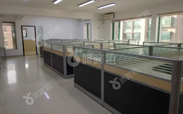 南方国际广场_174平米_精装_办公室房源出租