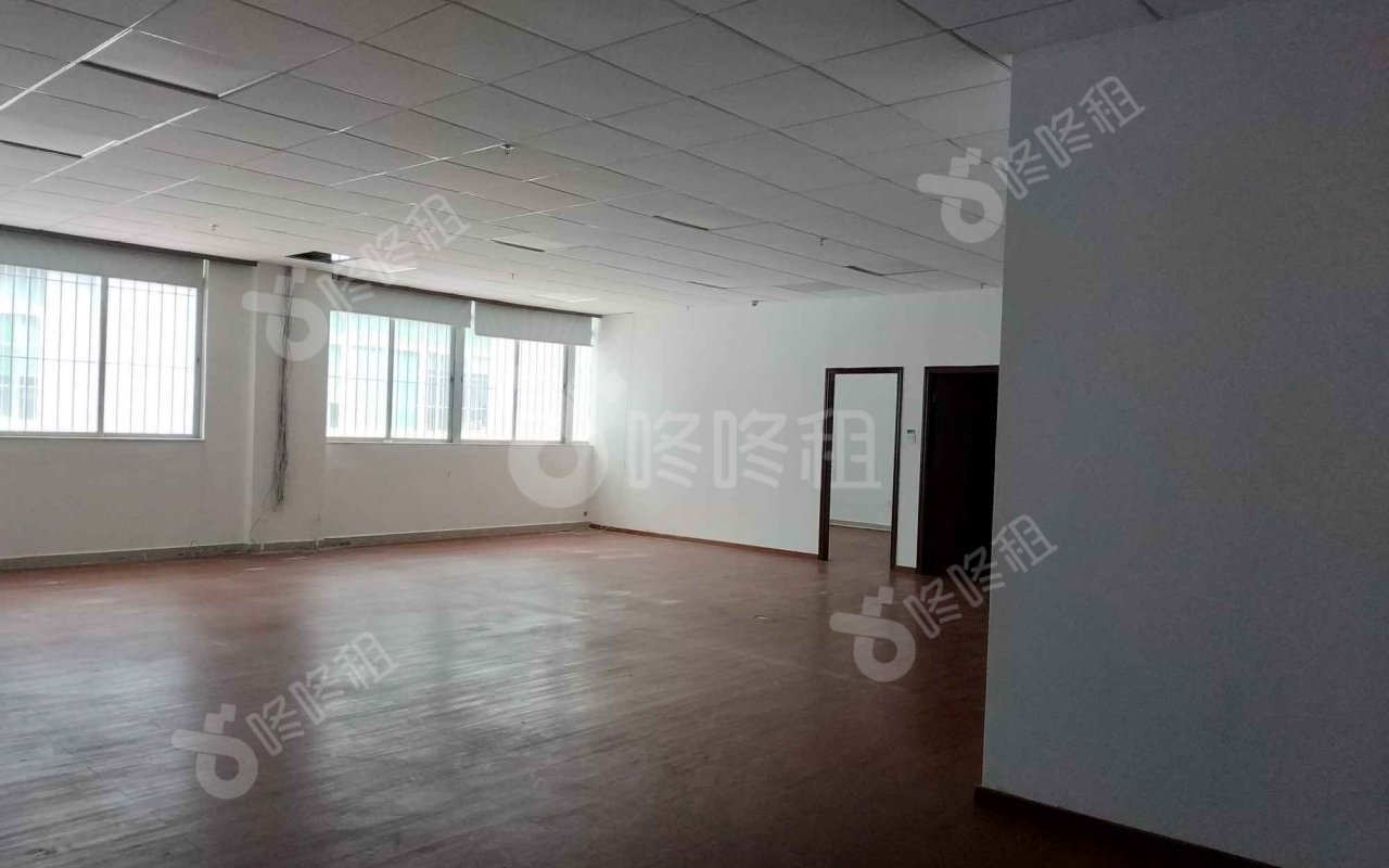 名优工业产品展示采购中心_277平_简装_未分类