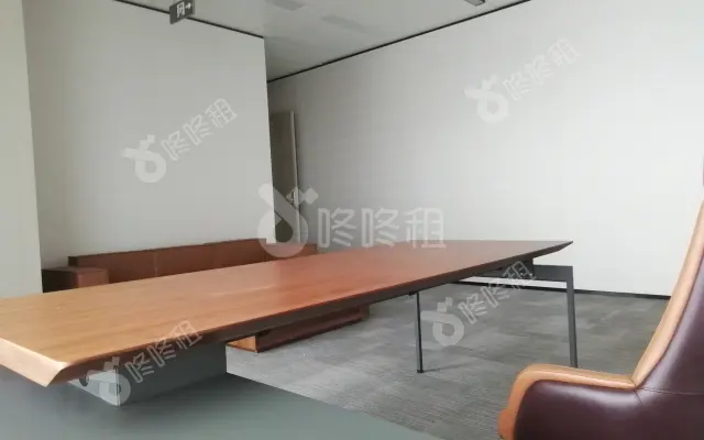 中银大厦_96平_精装_办公室房源出租