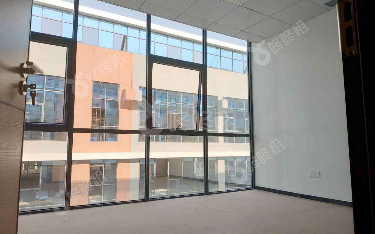 集创码头文化创意园_248.2平_简装_未分类