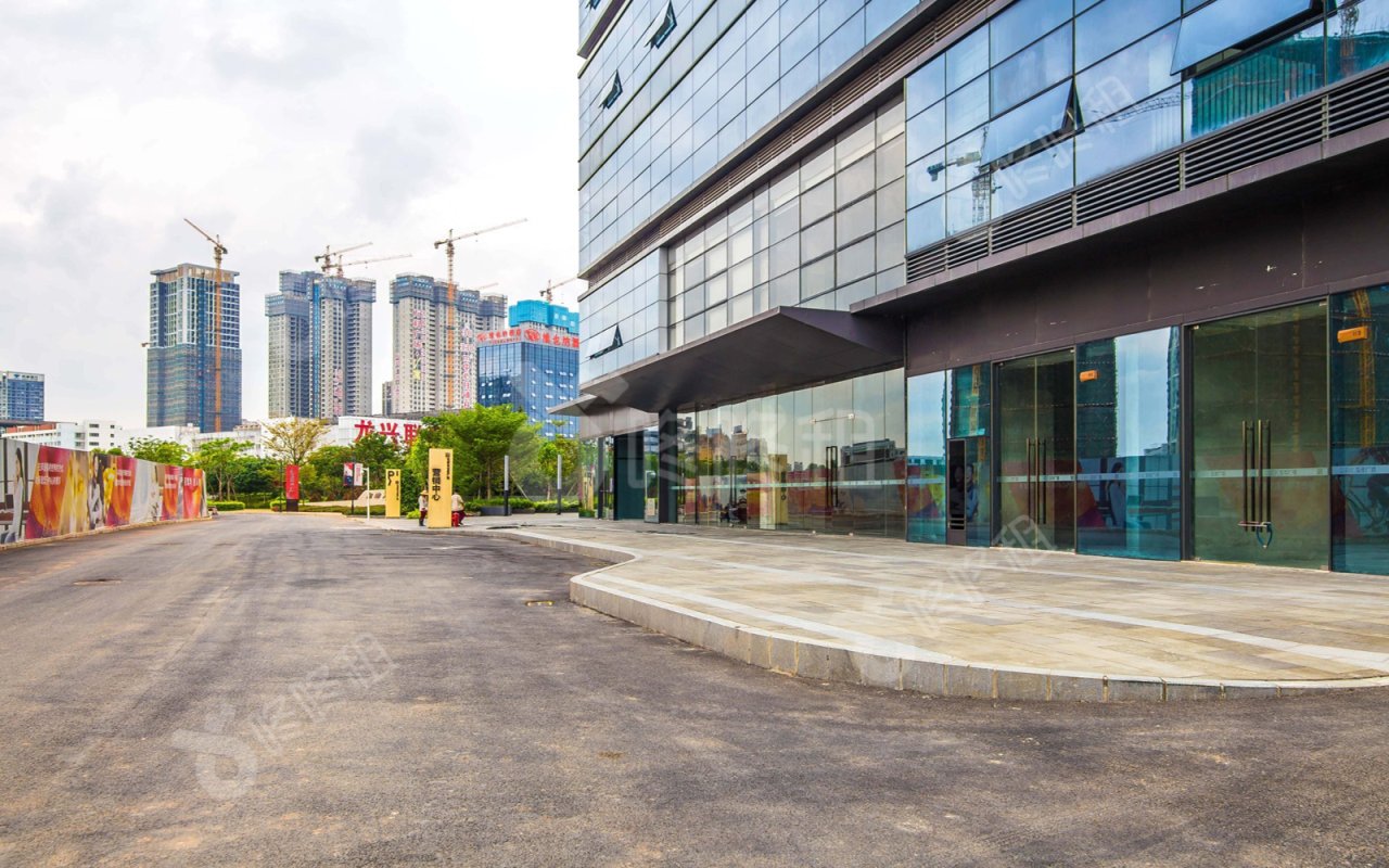 花样年龙年广场_楼盘外观图