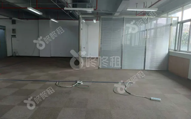 马家龙工业区_303平_简装_办公室房源出租