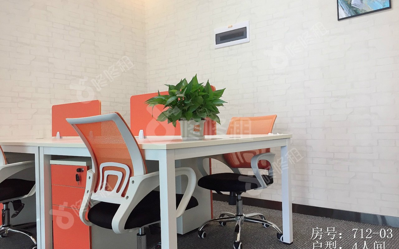 梦旅创客中心(海源城)_独立4人间_未分类