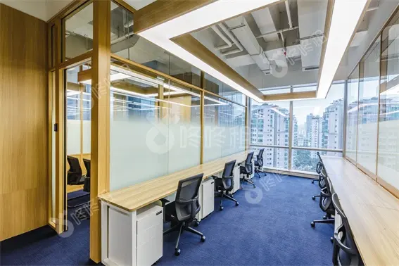 FUNWORK 联合办公(东海国际中心)_独立10人间_办公室图片