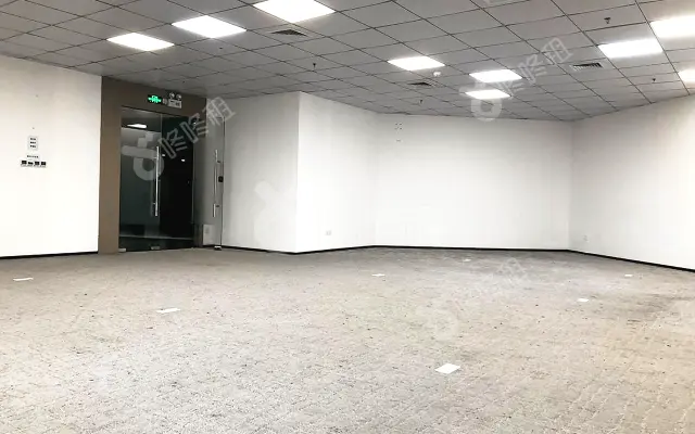 新城广场_223平米_简装_办公室房源出租