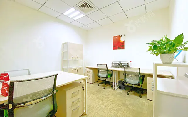 英瑞商务(英瑞商务中心)_独立4人间_办公室图片