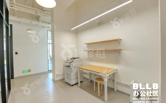 梧桐岛_0平_豪装_办公室房源出租