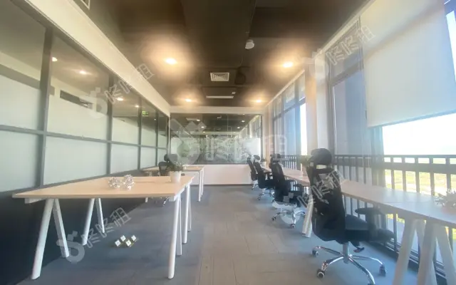 中天世联(特发信息科技大厦)_独立9人间_办公室图片