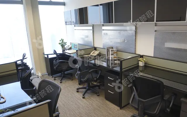 信盈商务中心(福田卓越时代广场)_独立6人间_办公室图片