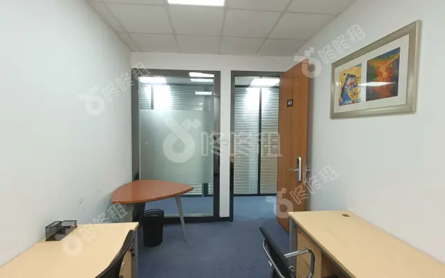 FegYest服客师(创新科技广场一期)_独立4人间_办公室图片