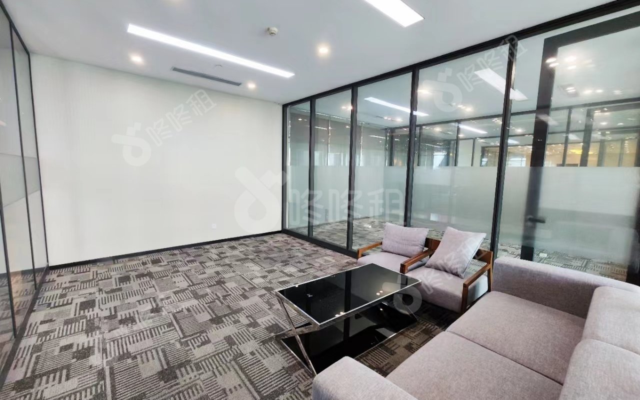 京基100大厦_1084平_豪装_办公室隔间