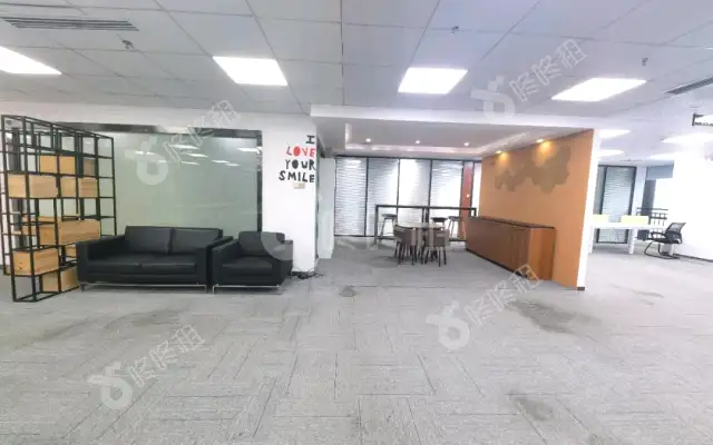航盛科技大厦_262平_豪装_办公室房源出租