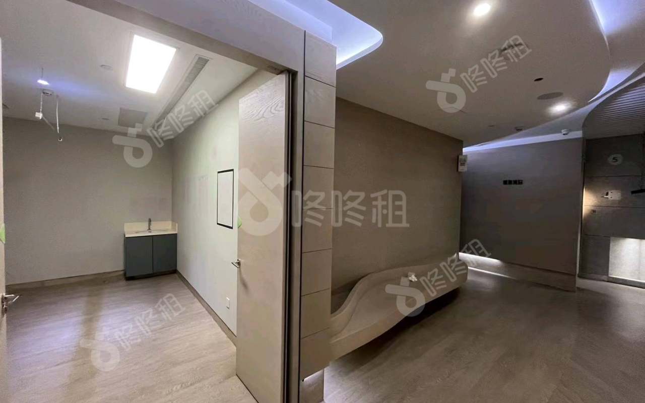 盈峰中心(易思博软件大厦)_745平_精装_前台