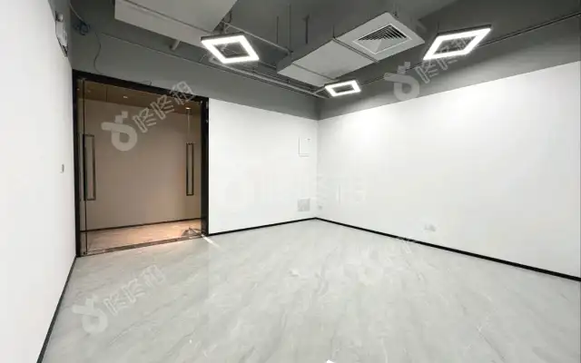 万科星宸大厦_92平_豪装_办公室房源出租
