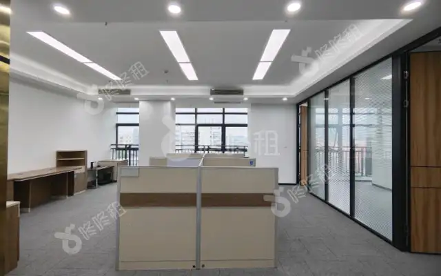 宝星智荟城_218平米_精装_办公室房源出租