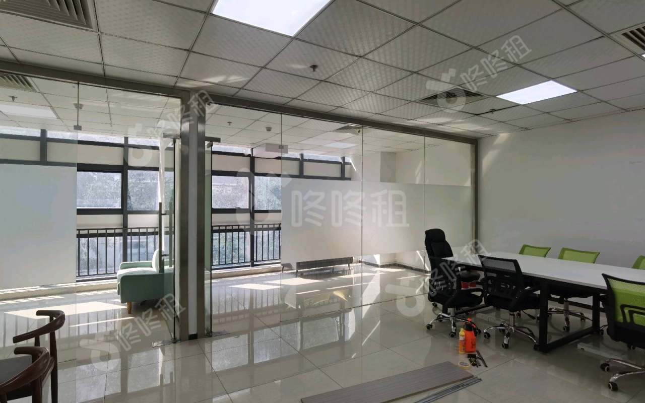 兰光科技大厦_176平_精装_前台