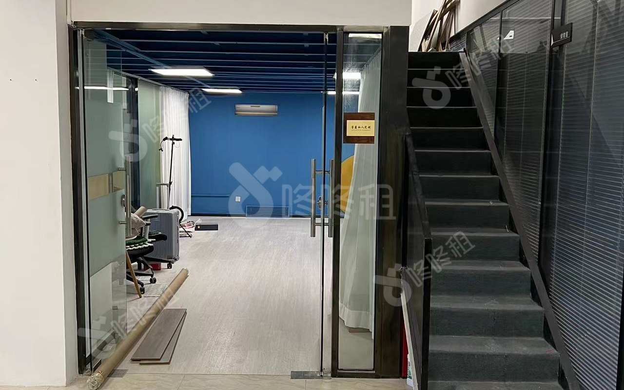 鹏城动力大厦_565平_精装_前台