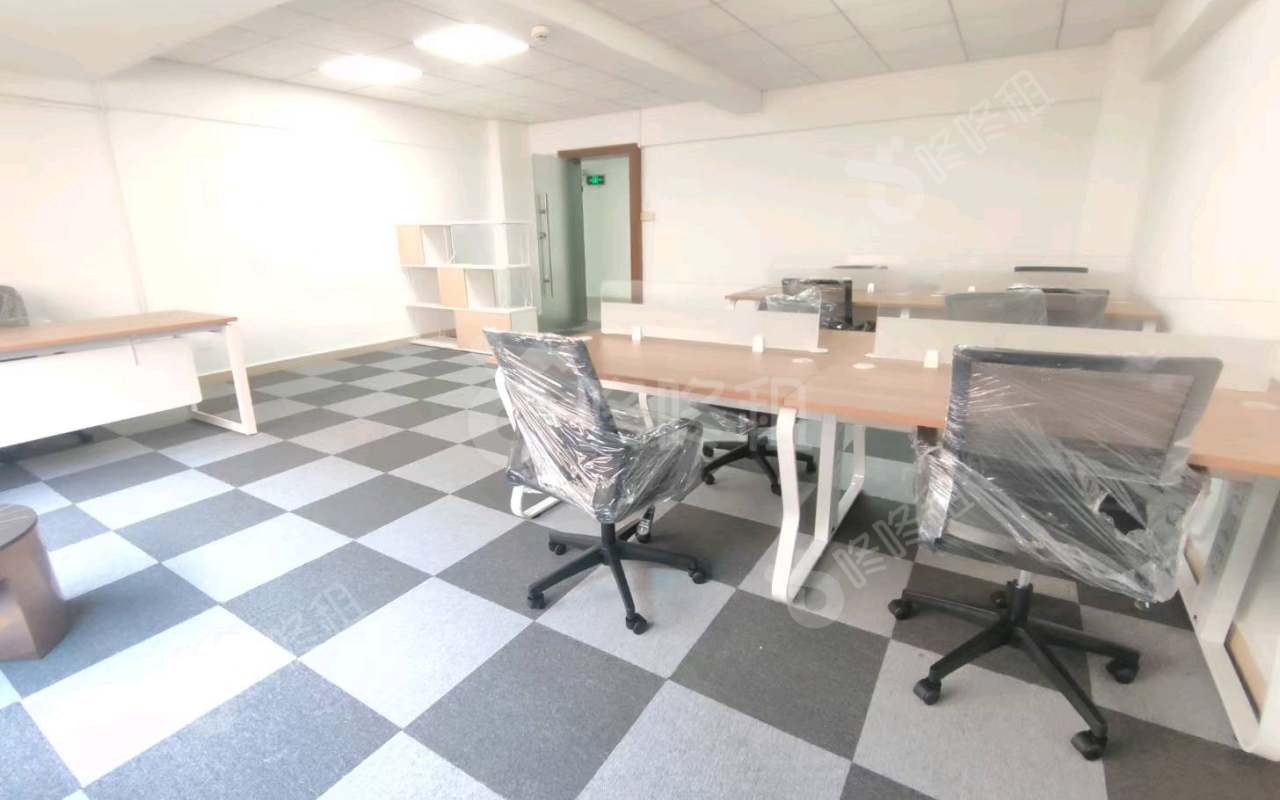 华源商务中心_59平_精装_前台