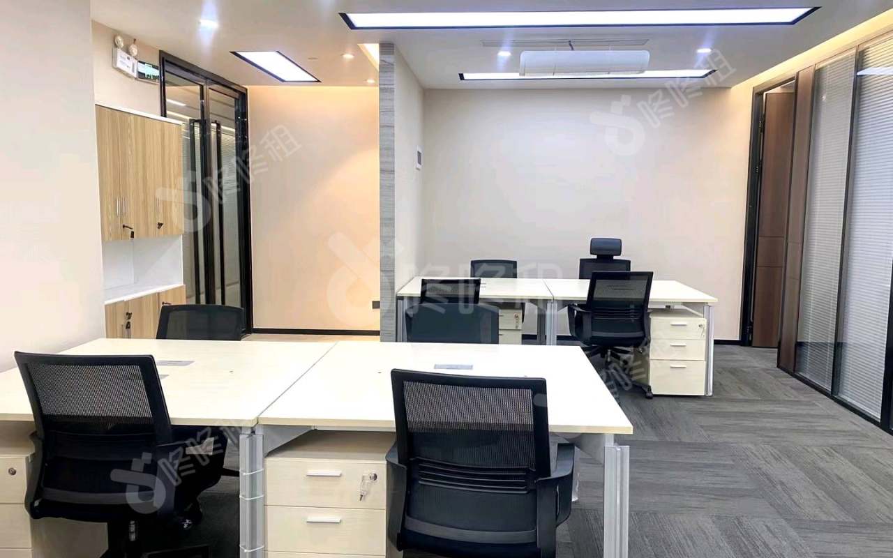 天威视讯大厦(有线信息传输大厦)_178平_豪装_办公室开间