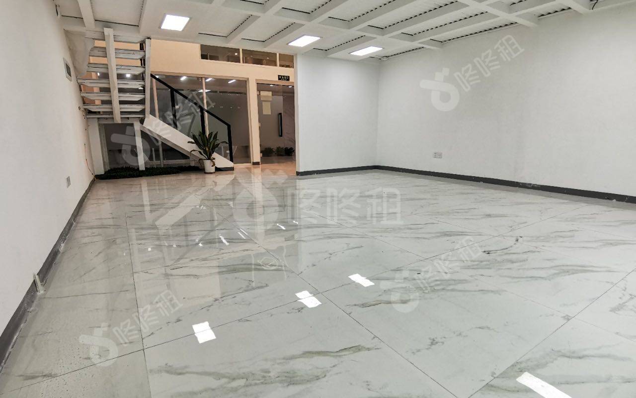 南山云谷二期_200平_精装_办公室开间