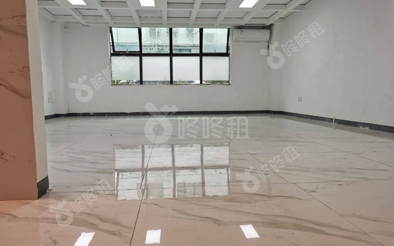 南山云谷二期_200平_精装_办公室开间