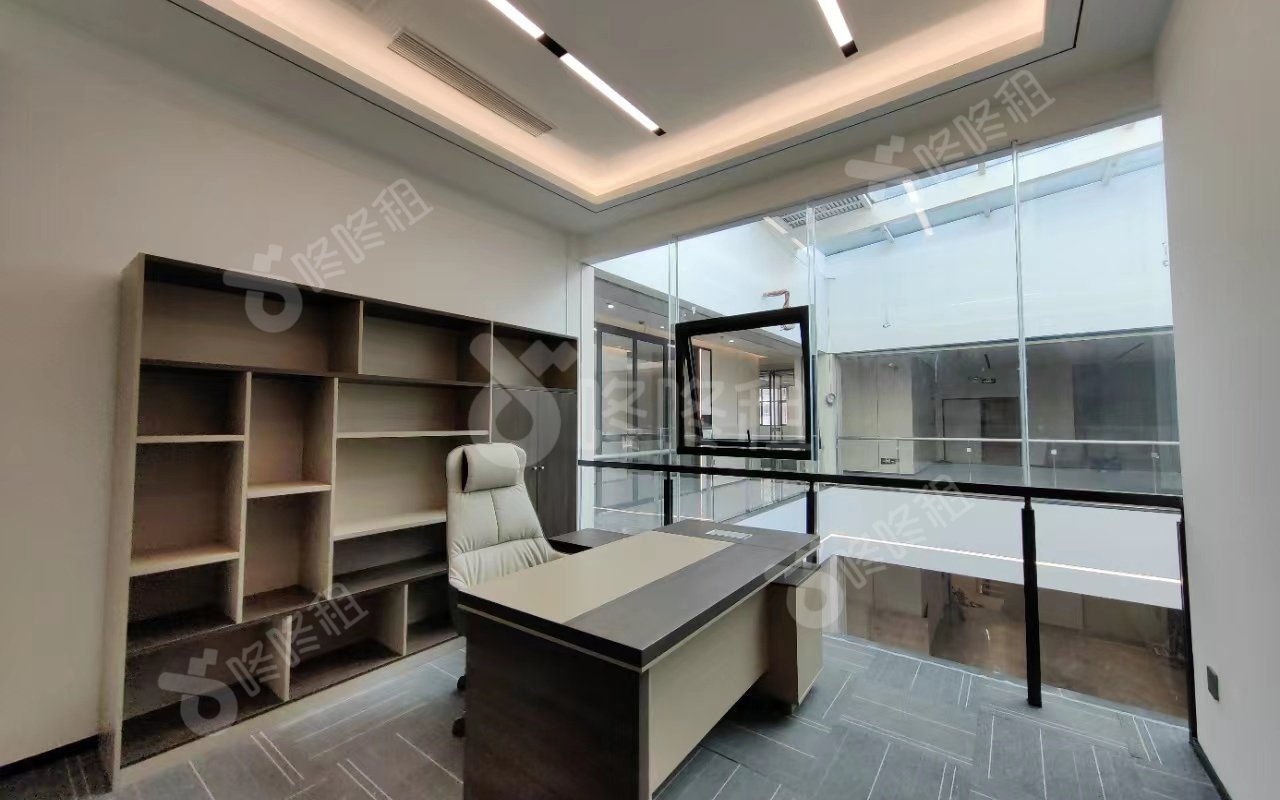 成悦里_244平_精装_办公室隔间