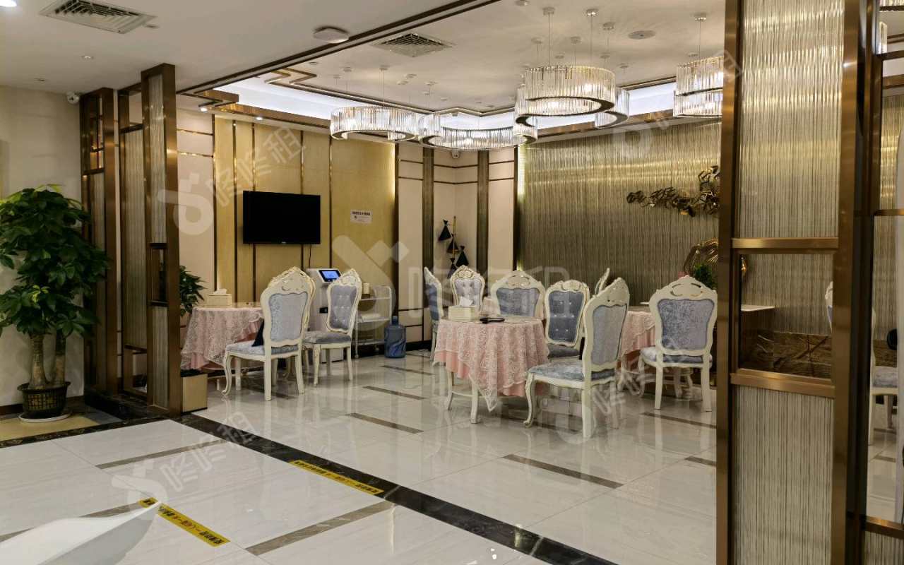 祥祺投资大厦_3845平_豪装_办公室隔间