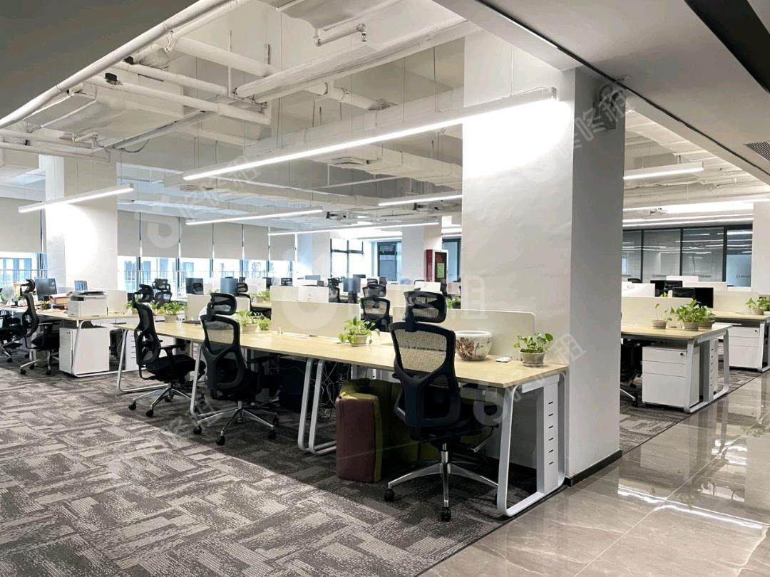 航城智谷(中城未来产业园)_2340平_豪装_办公室开间