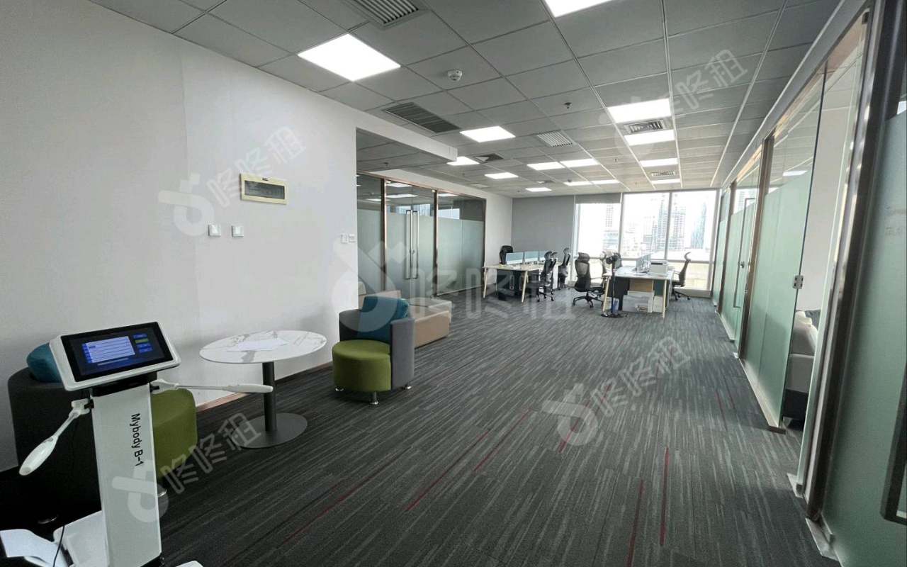 中洲控股中心_628平_精装_办公室开间