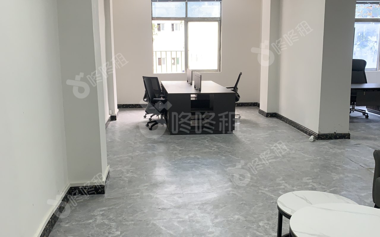 逸科国际创新产业园_236平_精装_办公室隔间