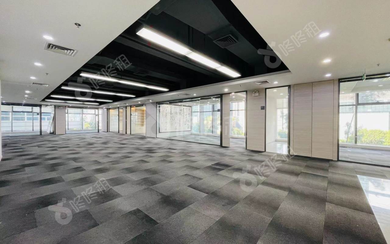 康佳研发大厦_596平_精装_办公室开间