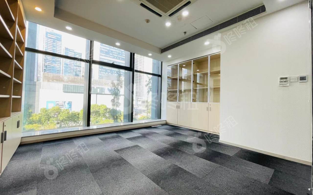 康佳研发大厦_596平_精装_办公室隔间