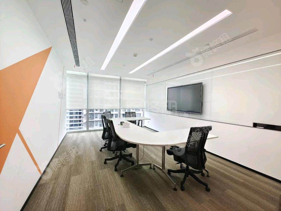 金地威新中心_2000平_豪装_前台