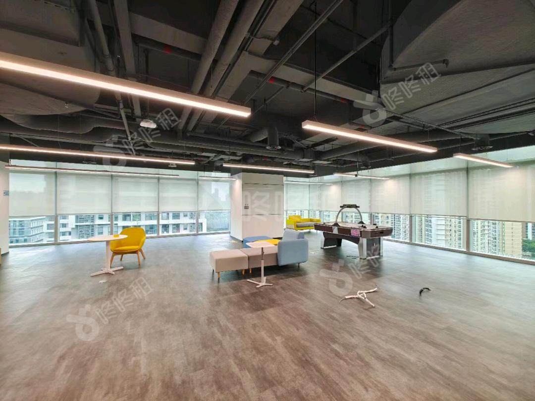 金地威新中心_2000平_豪装_前台