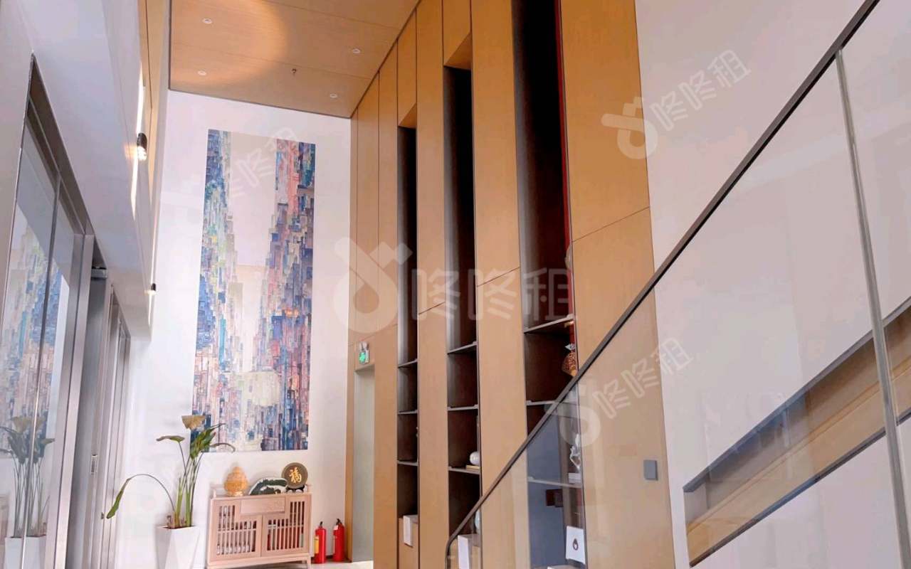 智恒产业园_579平_精装_办公室开间