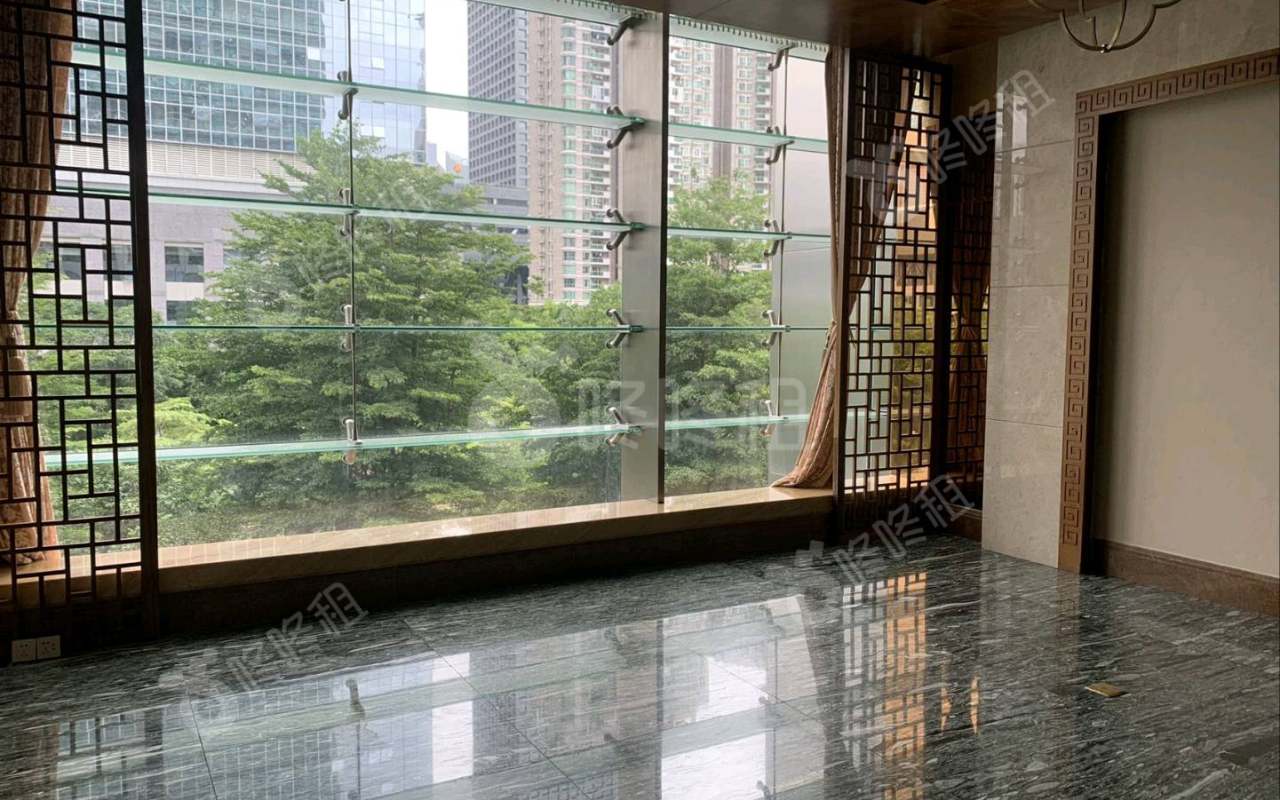 新世界中心_2439平_精装_办公室开间