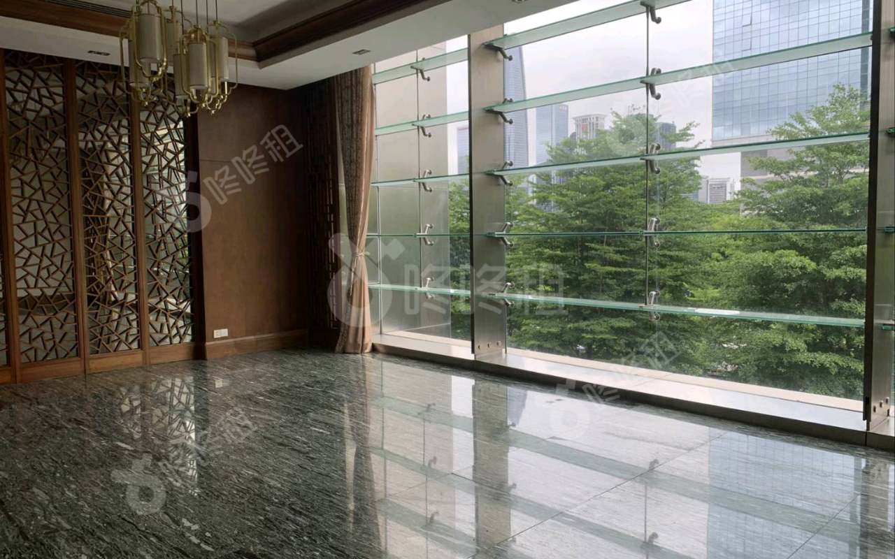 新世界中心_2439平_精装_办公室开间