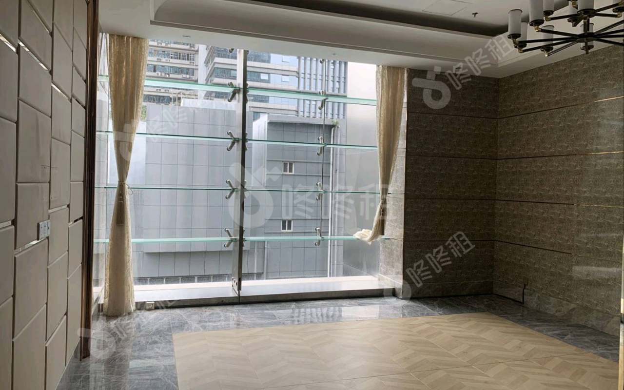 新世界中心_2439平_精装_办公室开间